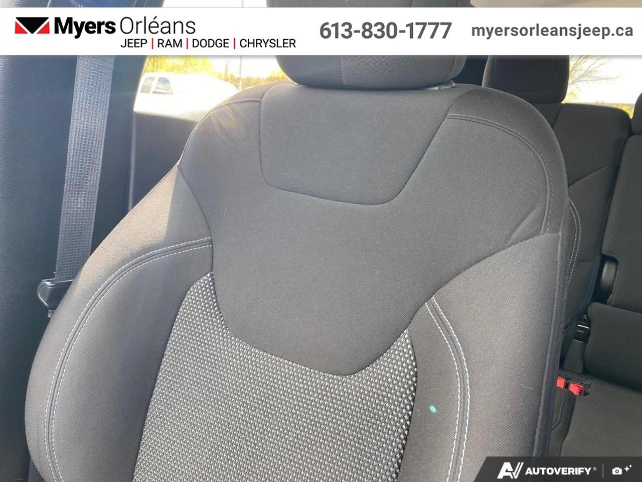 2020 Jeep Cherokee Sport   - UConnect 3 -  Rear Camera Photo