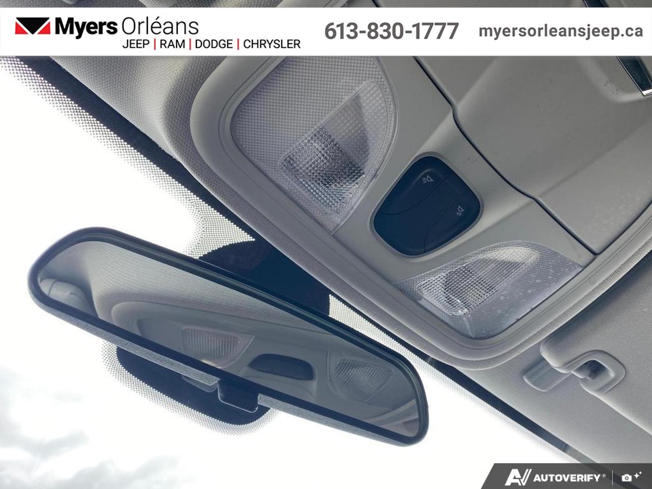 2020 Jeep Cherokee Sport   - UConnect 3 -  Rear Camera Photo
