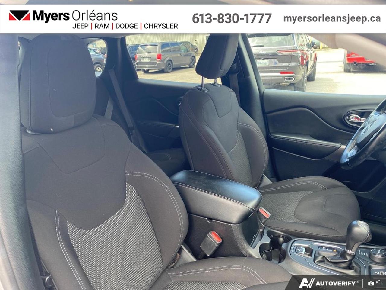 2020 Jeep Cherokee Sport   - UConnect 3 -  Rear Camera Photo