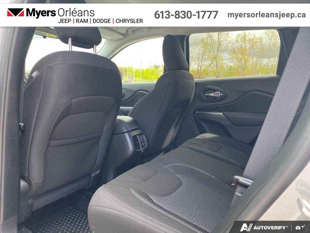 2020 Jeep Cherokee Sport   - UConnect 3 -  Rear Camera Photo