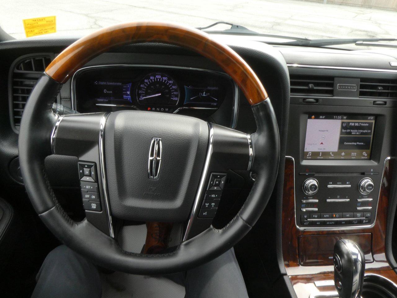 2016 Lincoln Navigator Select | Heated Seats | Backup Cam | Nav | Photo