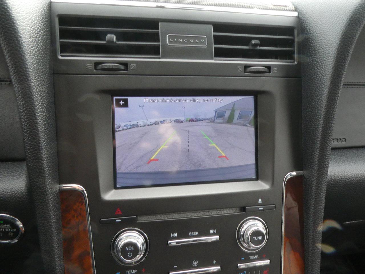 2016 Lincoln Navigator Select | Heated Seats | Backup Cam | Nav | Photo