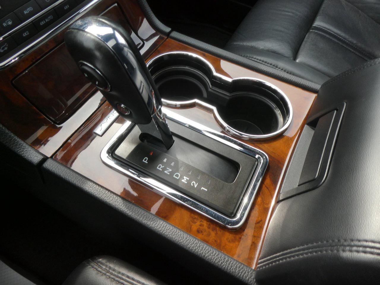 2016 Lincoln Navigator Select | Heated Seats | Backup Cam | Nav | Photo