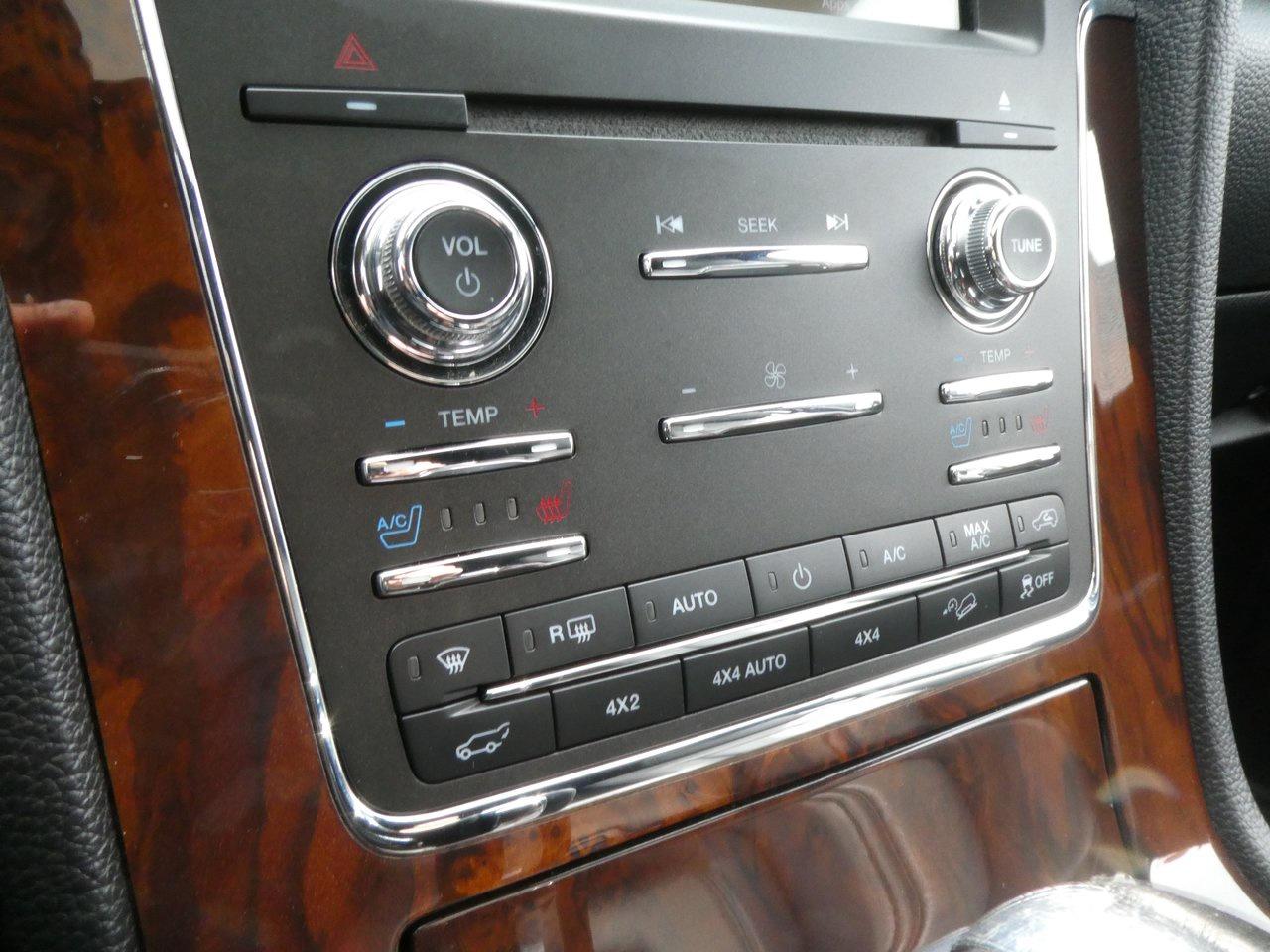 2016 Lincoln Navigator Select | Heated Seats | Backup Cam | Nav | Photo