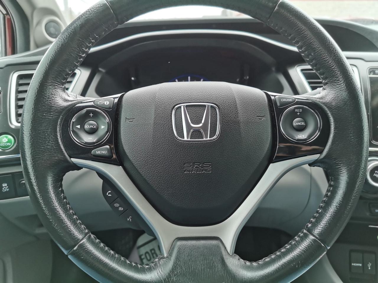 2015 Honda Civic Touring Photo