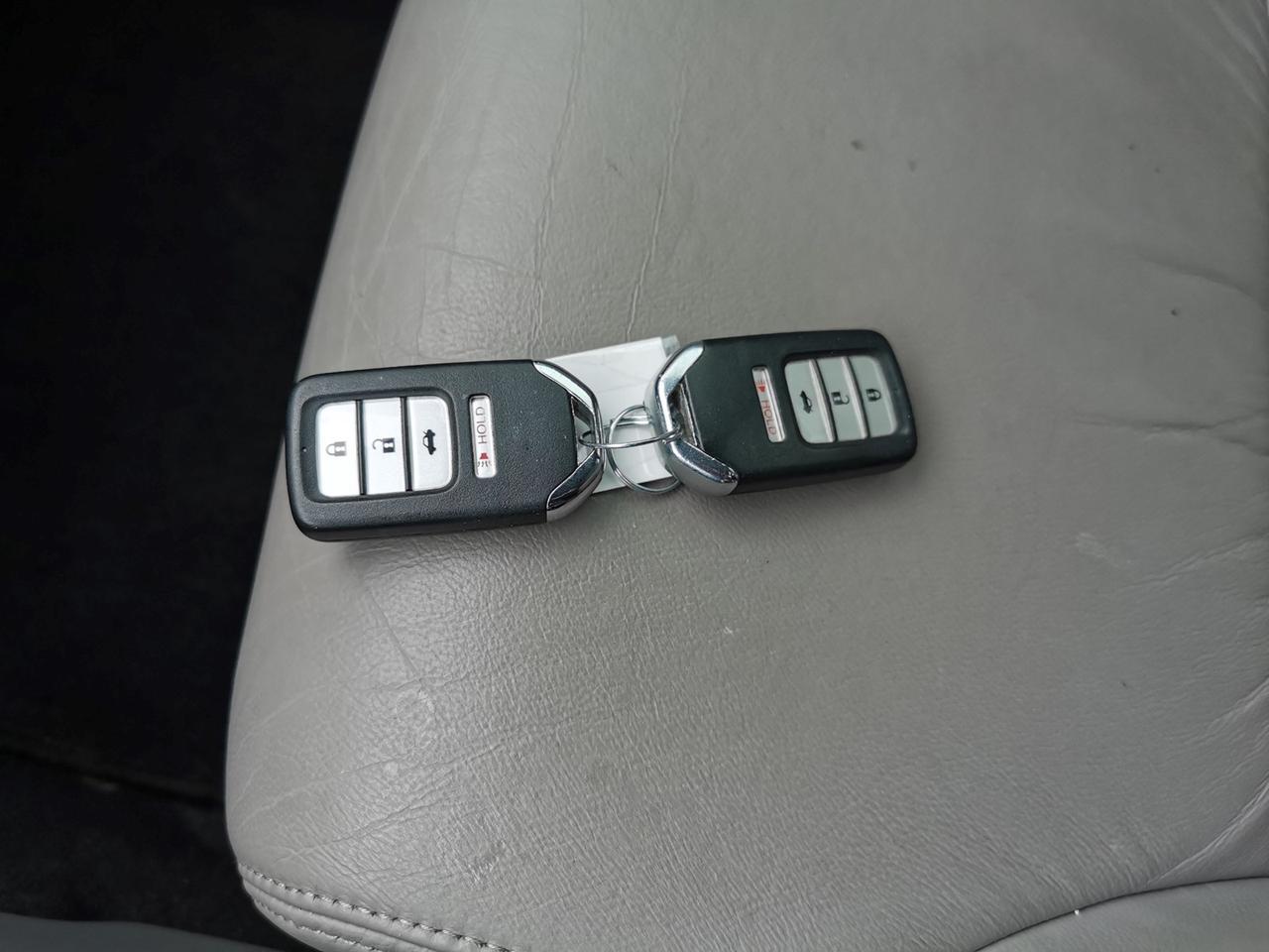 2015 Honda Civic Touring Photo