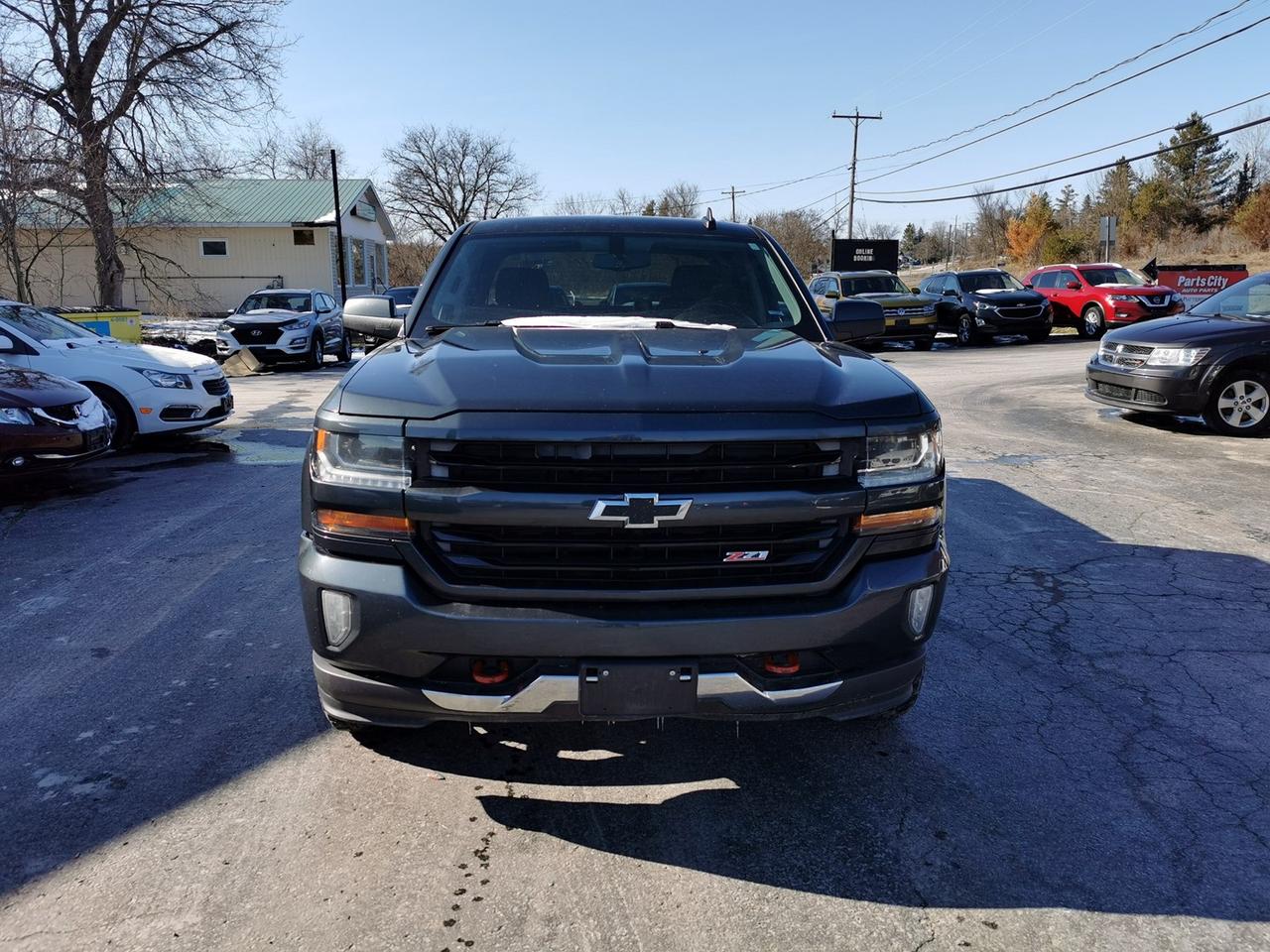 2017 Chevrolet Silverado 1500 LT Photo