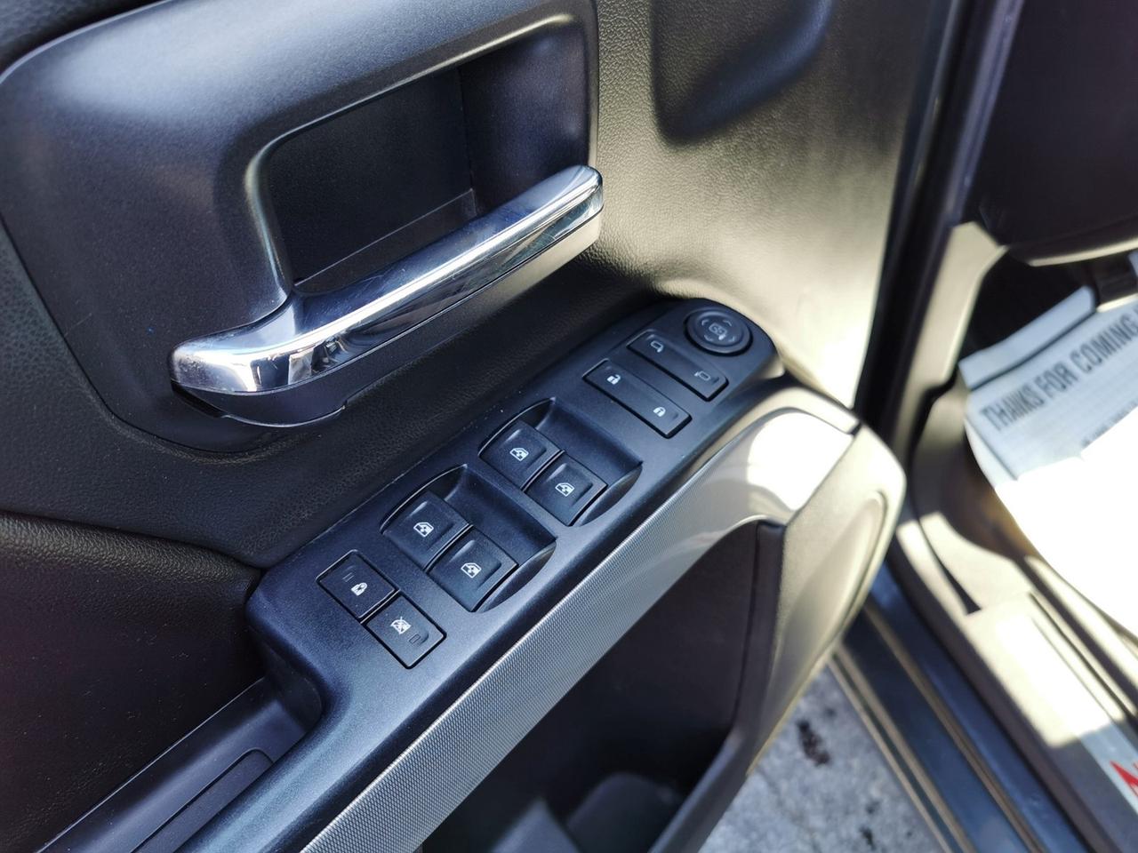 2017 Chevrolet Silverado 1500 LT Photo