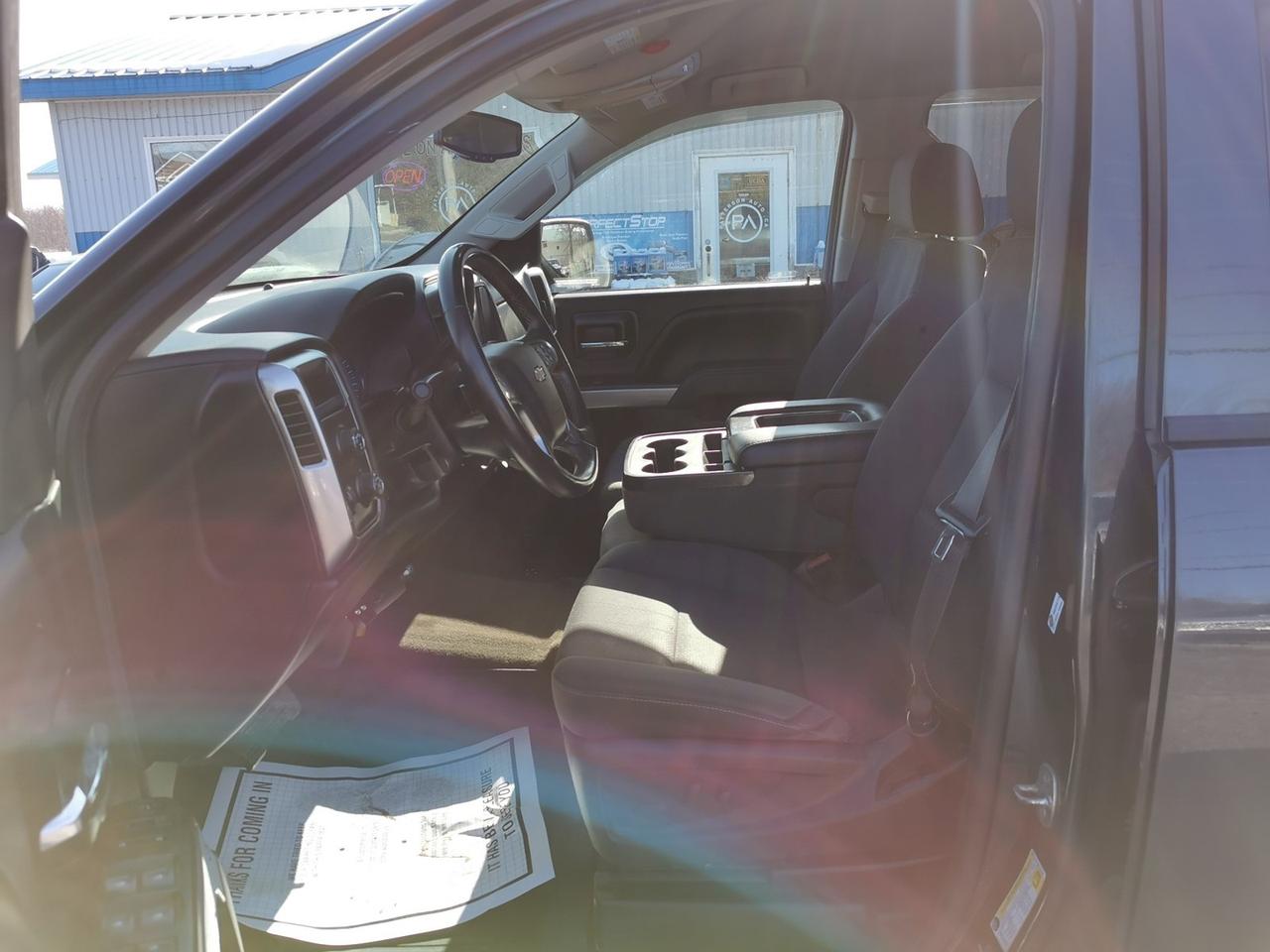 2017 Chevrolet Silverado 1500 LT Photo