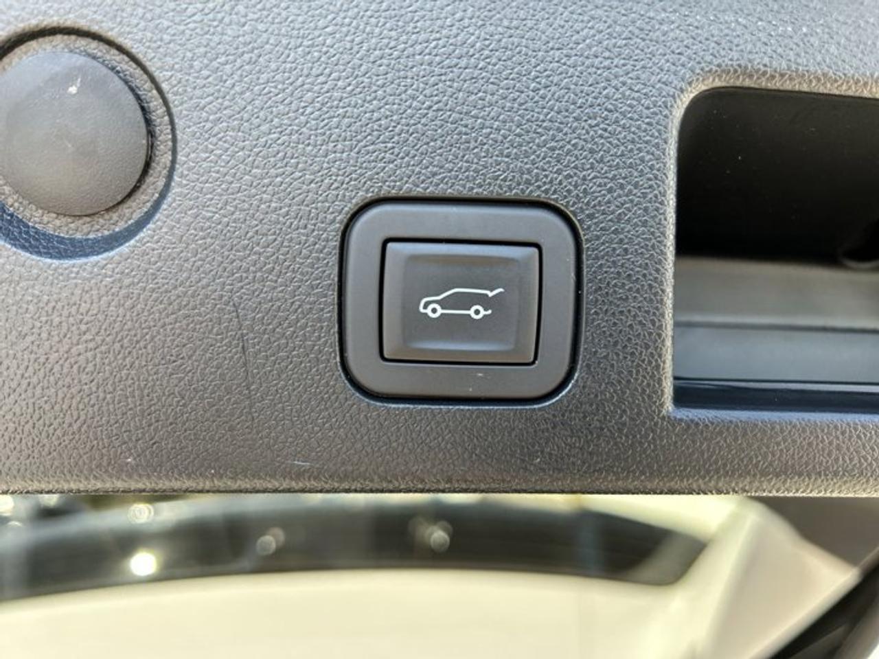 2026 GMC Terrain Denali AWD | No accidents | Panoramic Sunroof | Leather Seats Photo