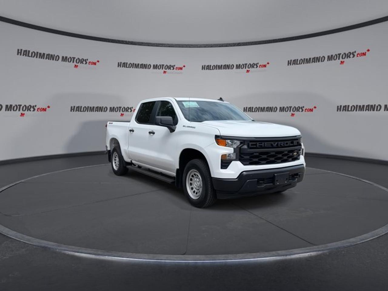 2025 Chevrolet Silverado 1500 WT Crew Cab 4WD | No accidents | One owner Photo