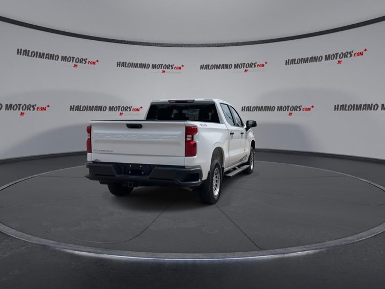 2025 Chevrolet Silverado 1500 WT Crew Cab 4WD | No accidents | One owner Photo