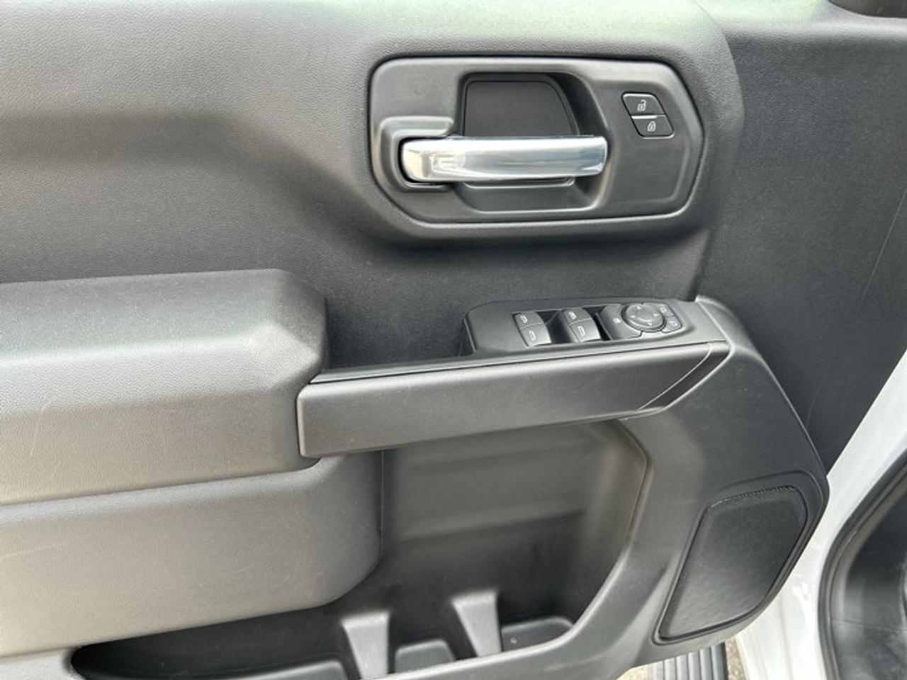 2025 Chevrolet Silverado 1500 WT Crew Cab 4WD | No accidents | One owner Photo