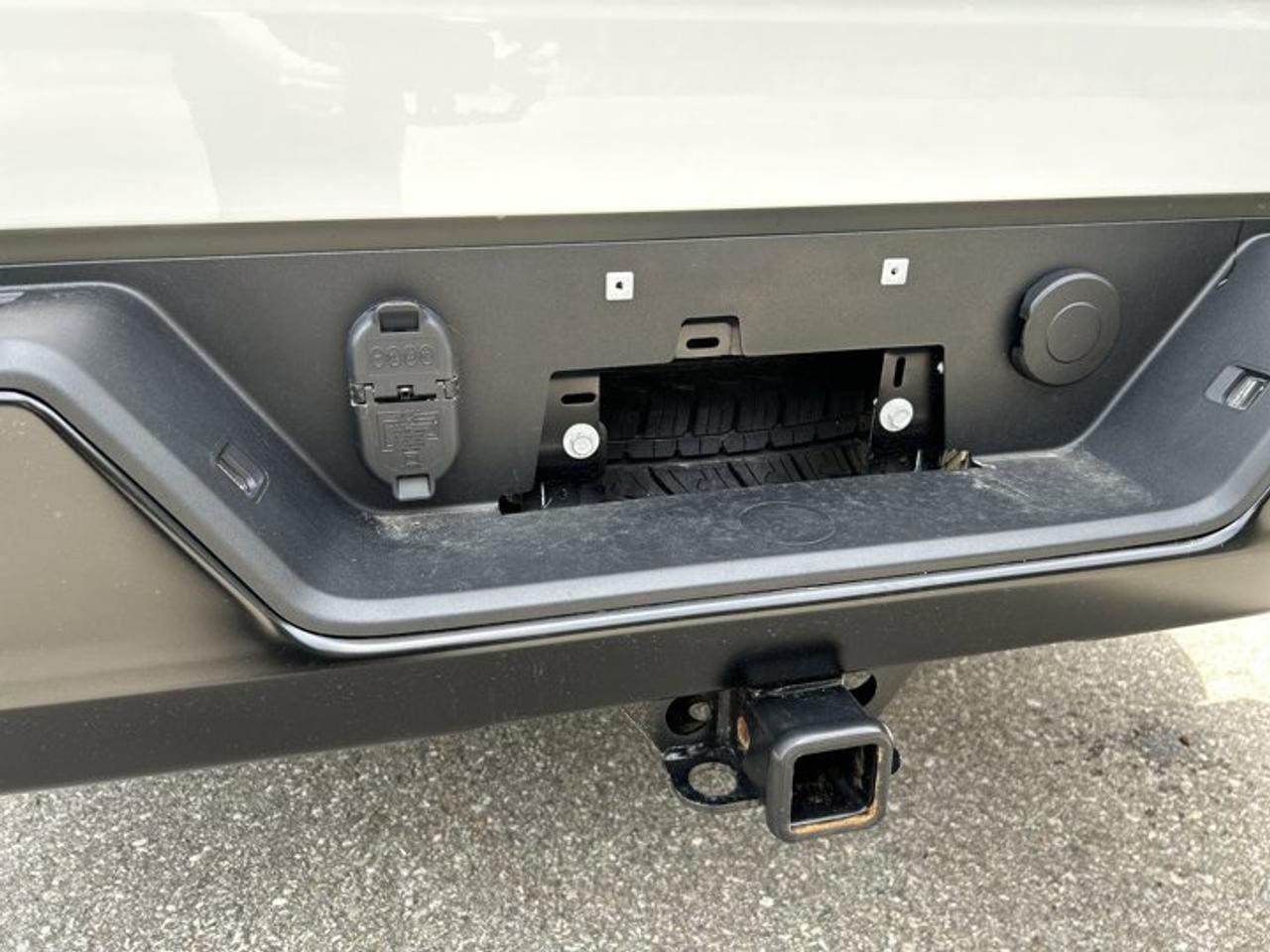 2025 Chevrolet Silverado 1500 WT Crew Cab 4WD | No accidents | One owner Photo