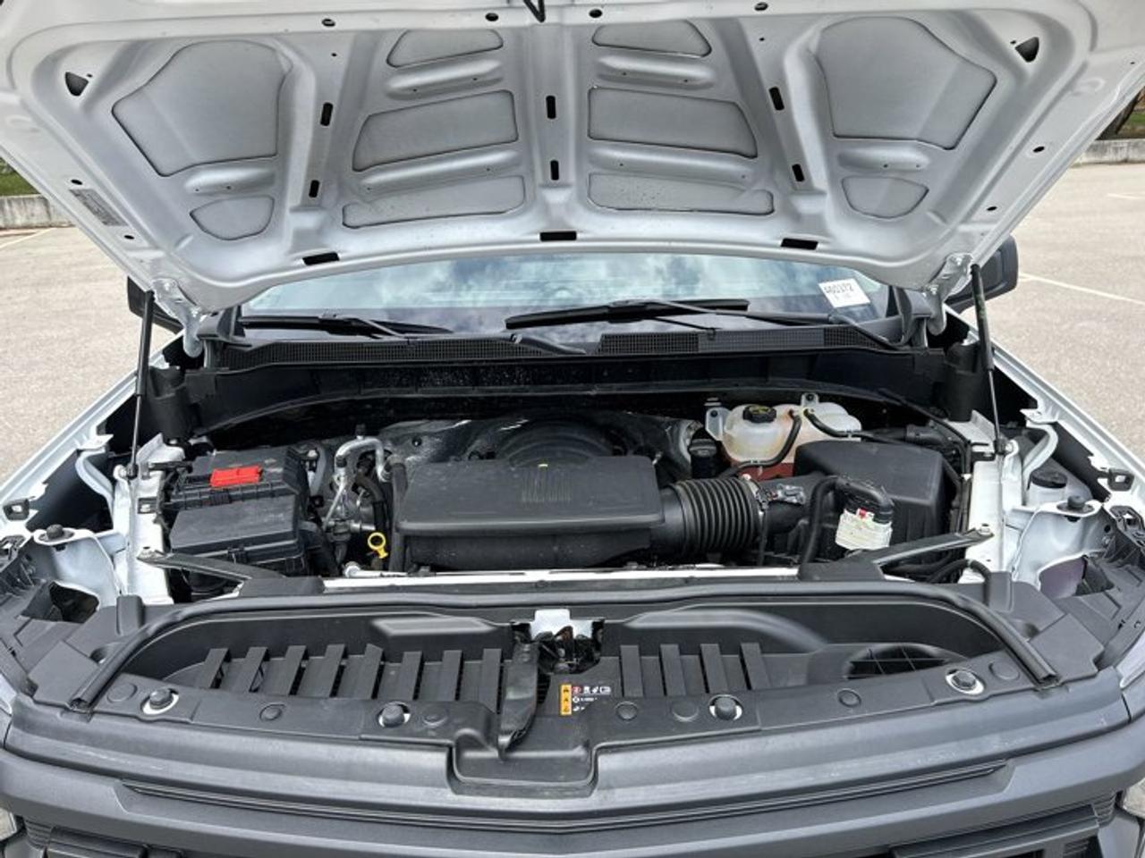 2025 Chevrolet Silverado 1500 WT Crew Cab 4WD | No accidents | One owner Photo