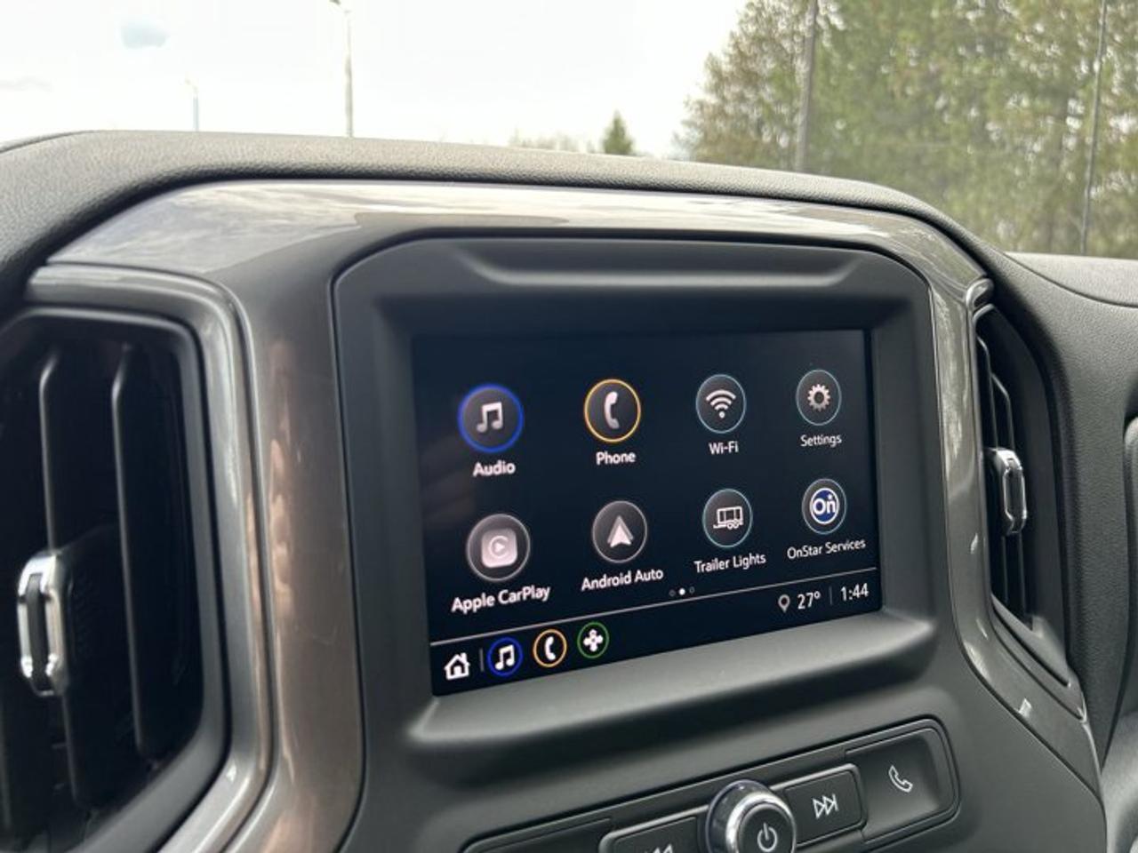 2025 Chevrolet Silverado 1500 WT Crew Cab 4WD | No accidents | One owner Photo