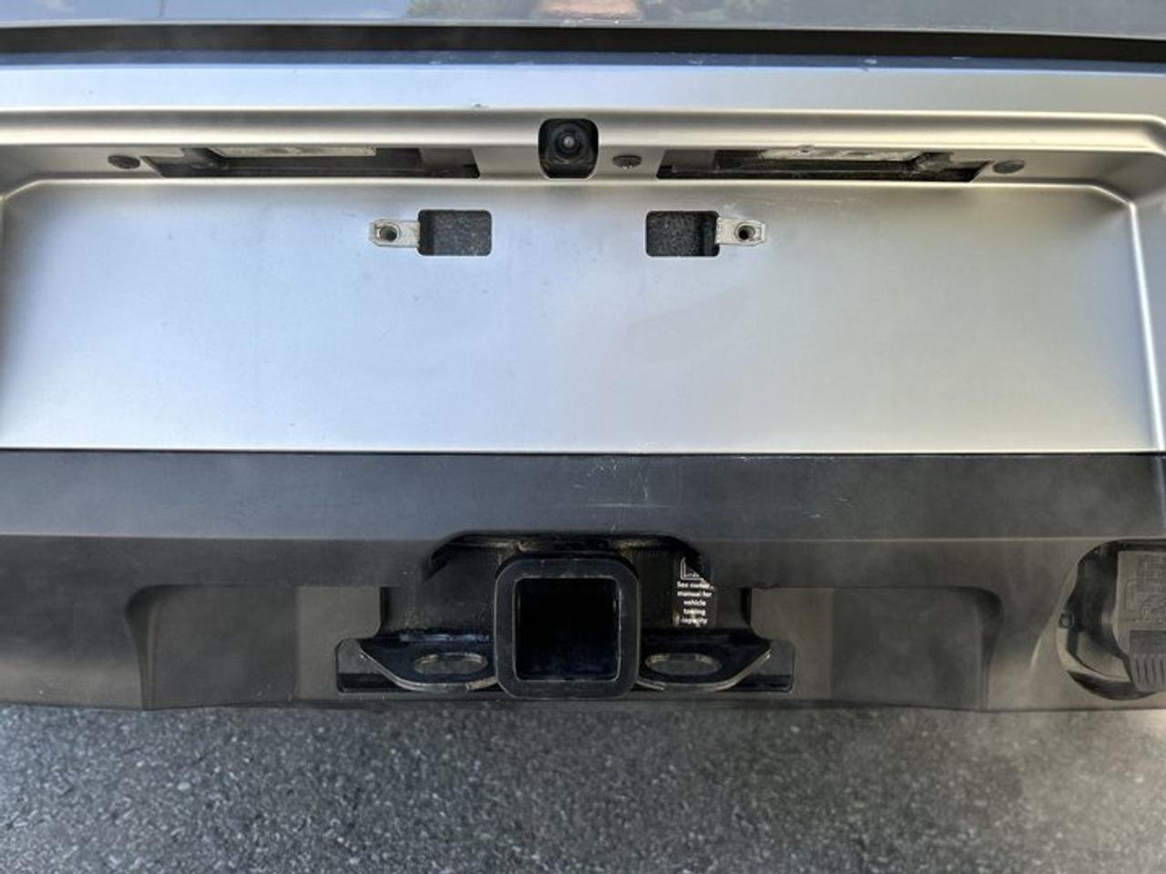 2025 Nissan Pathfinder SL 4WD | One owner | No accidents | Leather Seats Photo