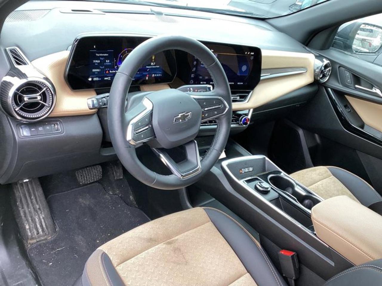 2026 Chevrolet Equinox ACTIV AWD | No accidents | Panoramic Sunroof Photo