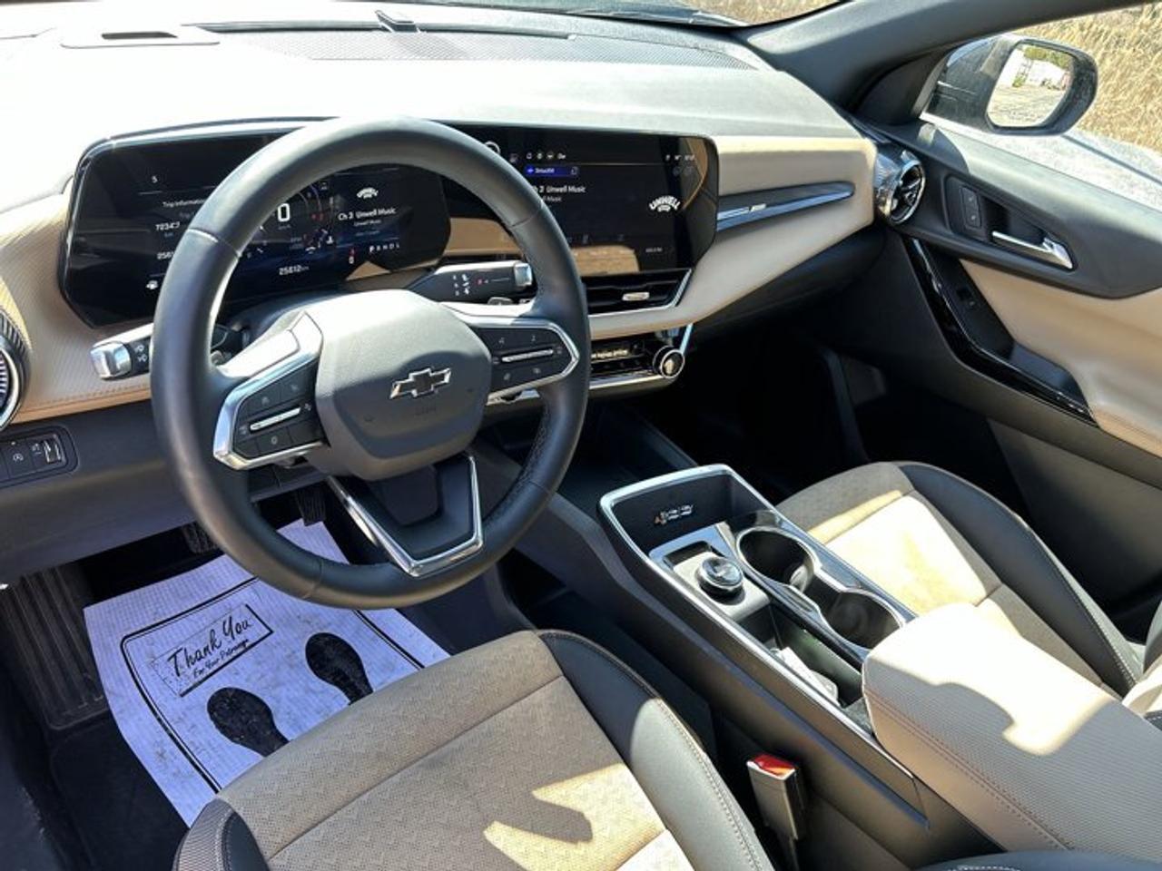 2026 Chevrolet Equinox ACTIV AWD | No accidents | Panoramic Sunroof Photo
