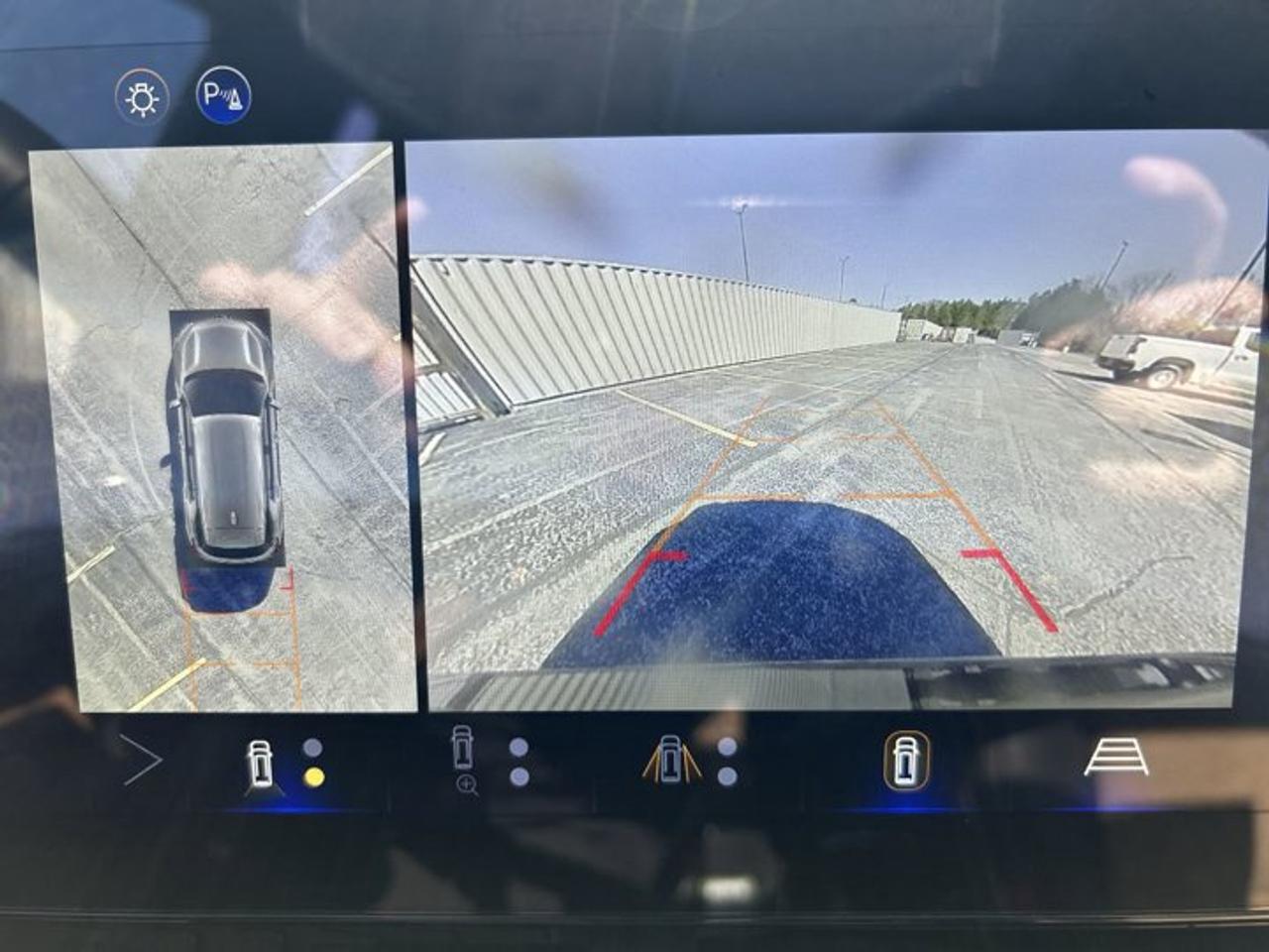 2026 Chevrolet Equinox ACTIV AWD | No accidents | Panoramic Sunroof Photo
