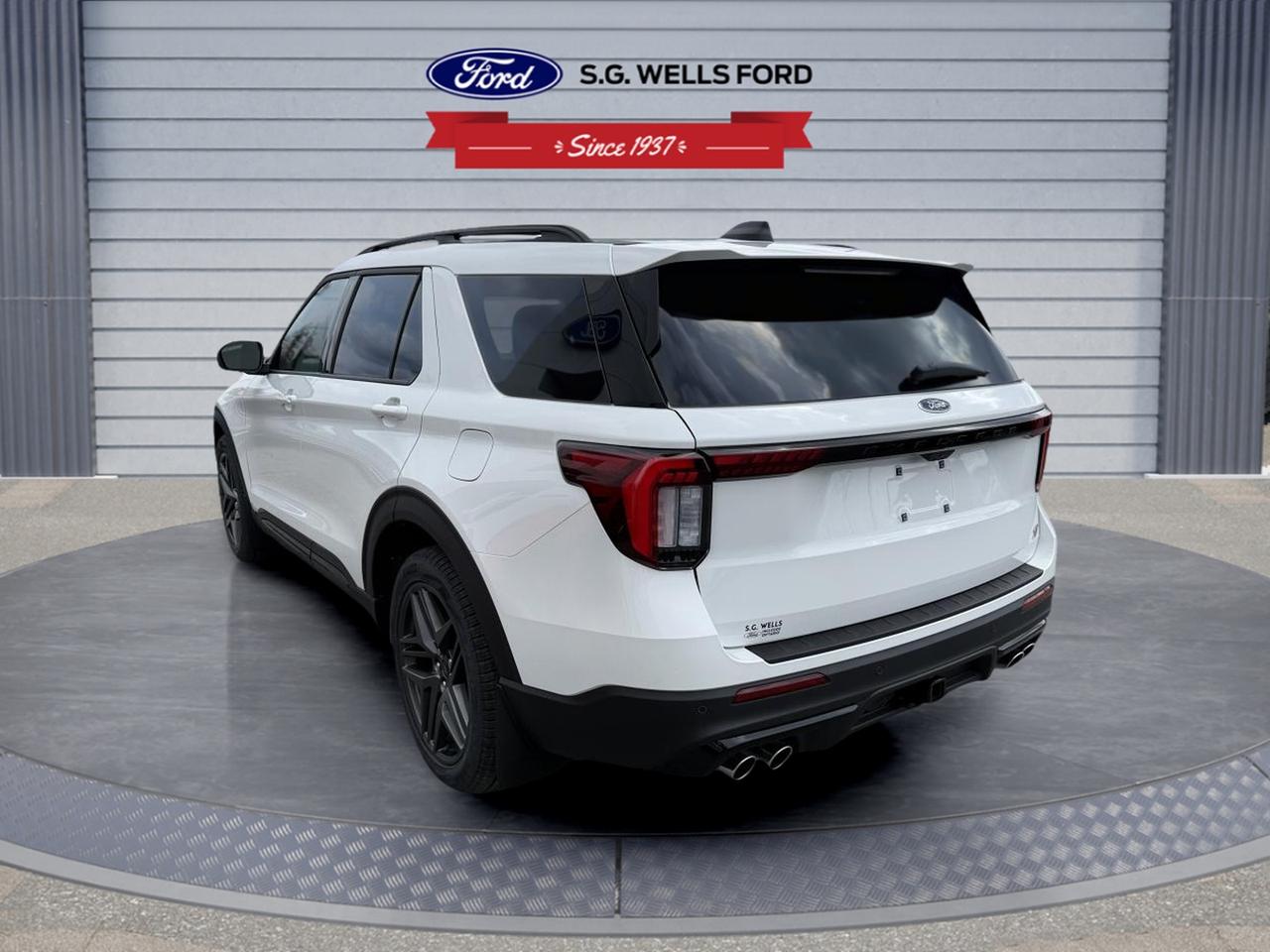 2026 Ford Explorer ST Photo