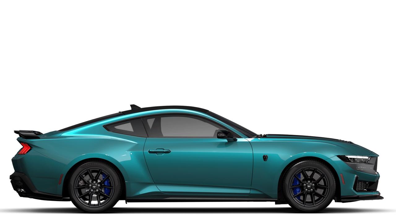2026 Ford Mustang Dark Horse Photo4