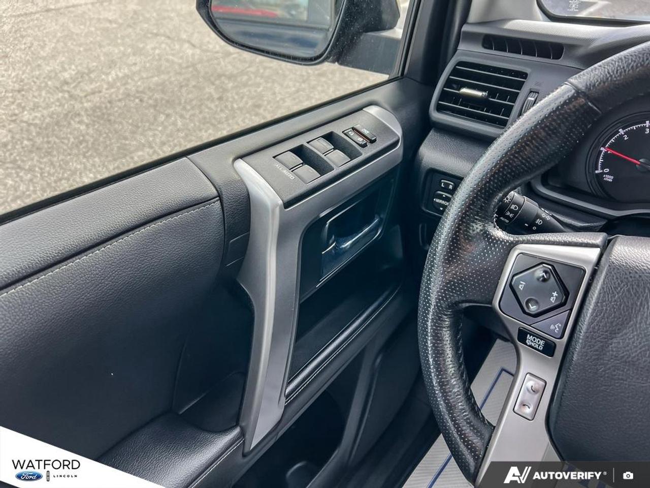 2023 Toyota 4Runner 4WD Photo