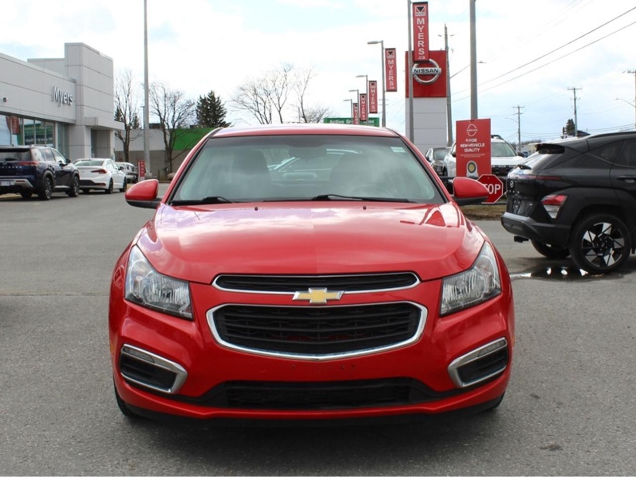 2016 Chevrolet Cruze Limited LT Photo