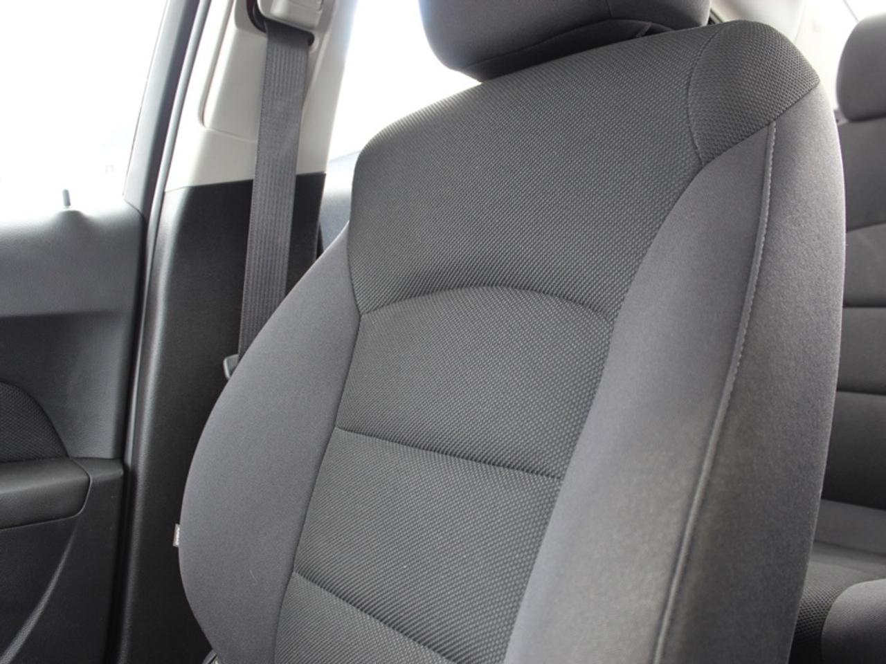 2016 Chevrolet Cruze Limited LT Photo