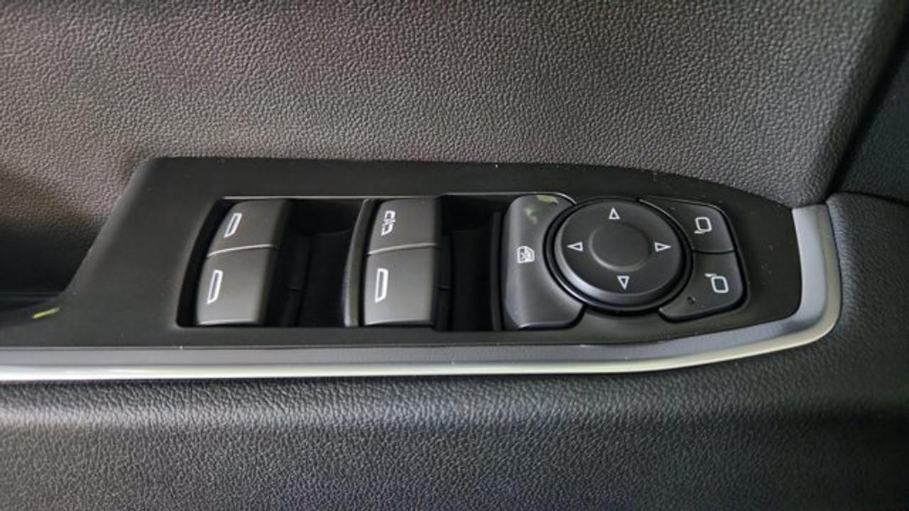 13861590