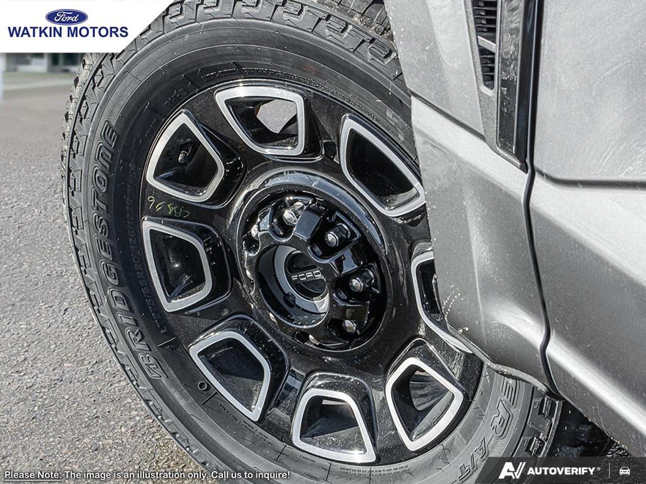 2026 Ford F-350 Super Duty SRW Platinum Photo7