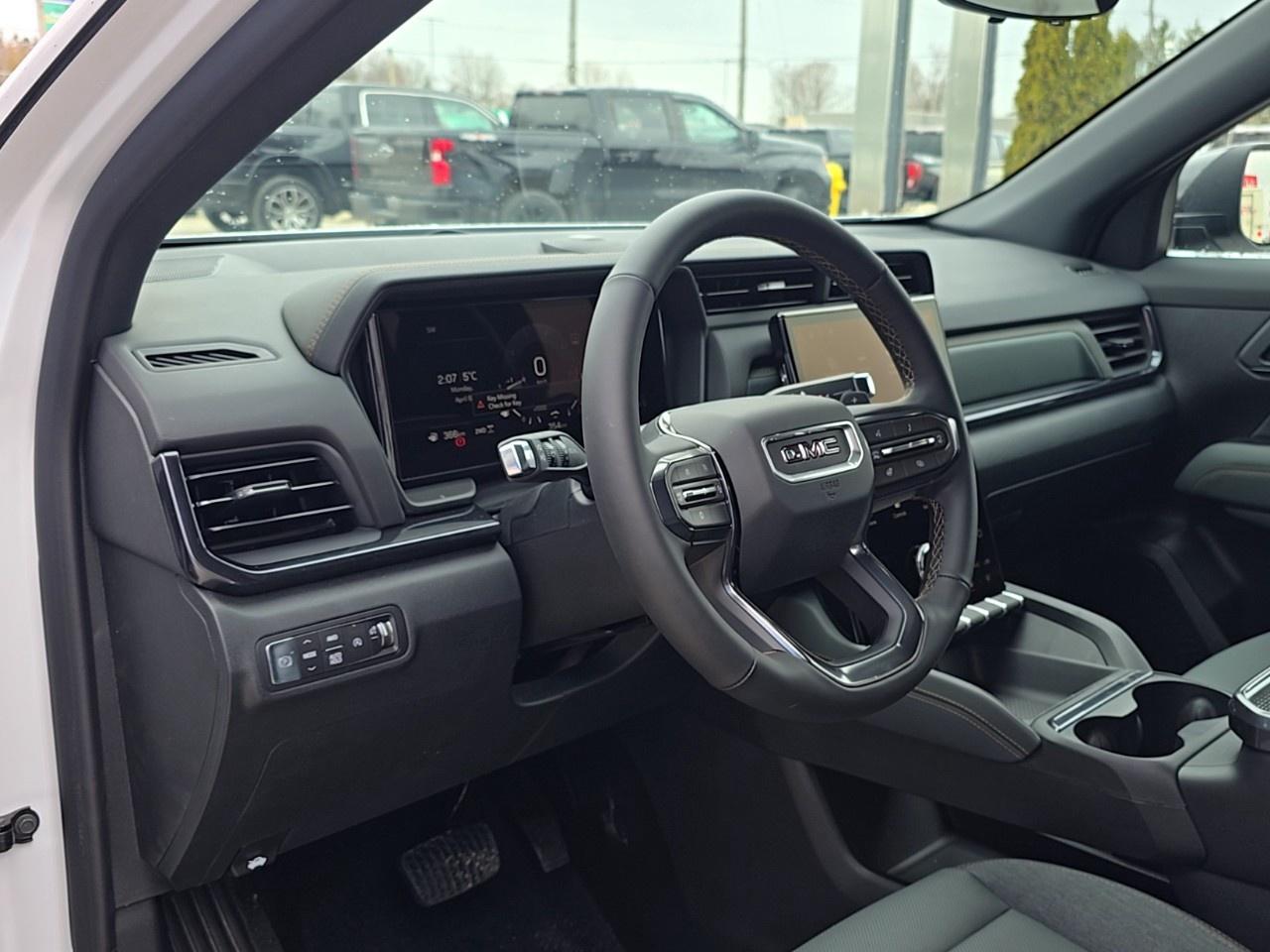 2026 GMC Terrain AWD AT4 Photo