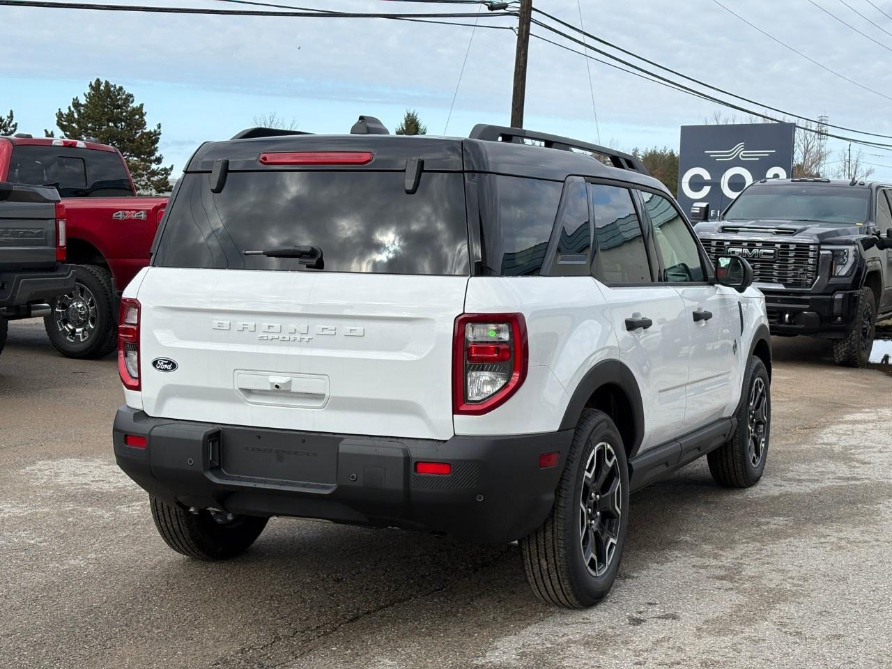 2026 Ford Bronco Sport Outer Banks 4x4 Photo