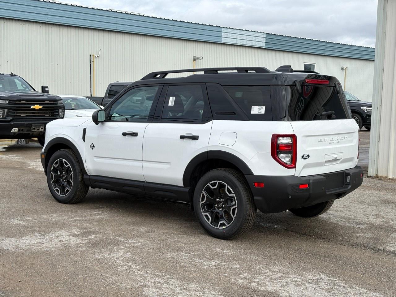 2026 Ford Bronco Sport Outer Banks 4x4 Photo