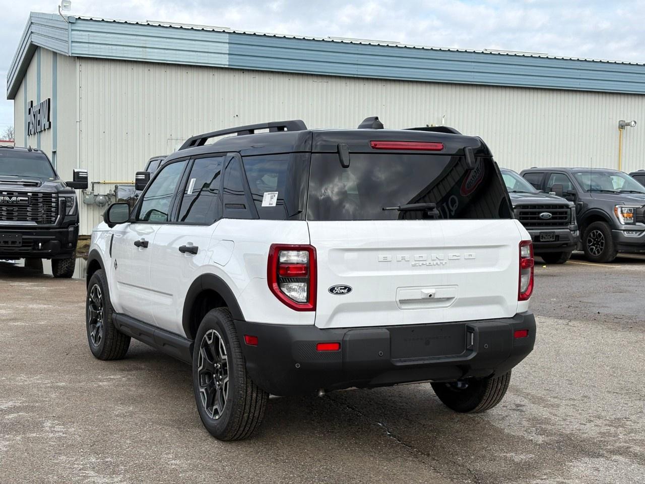 2026 Ford Bronco Sport Outer Banks 4x4 Photo