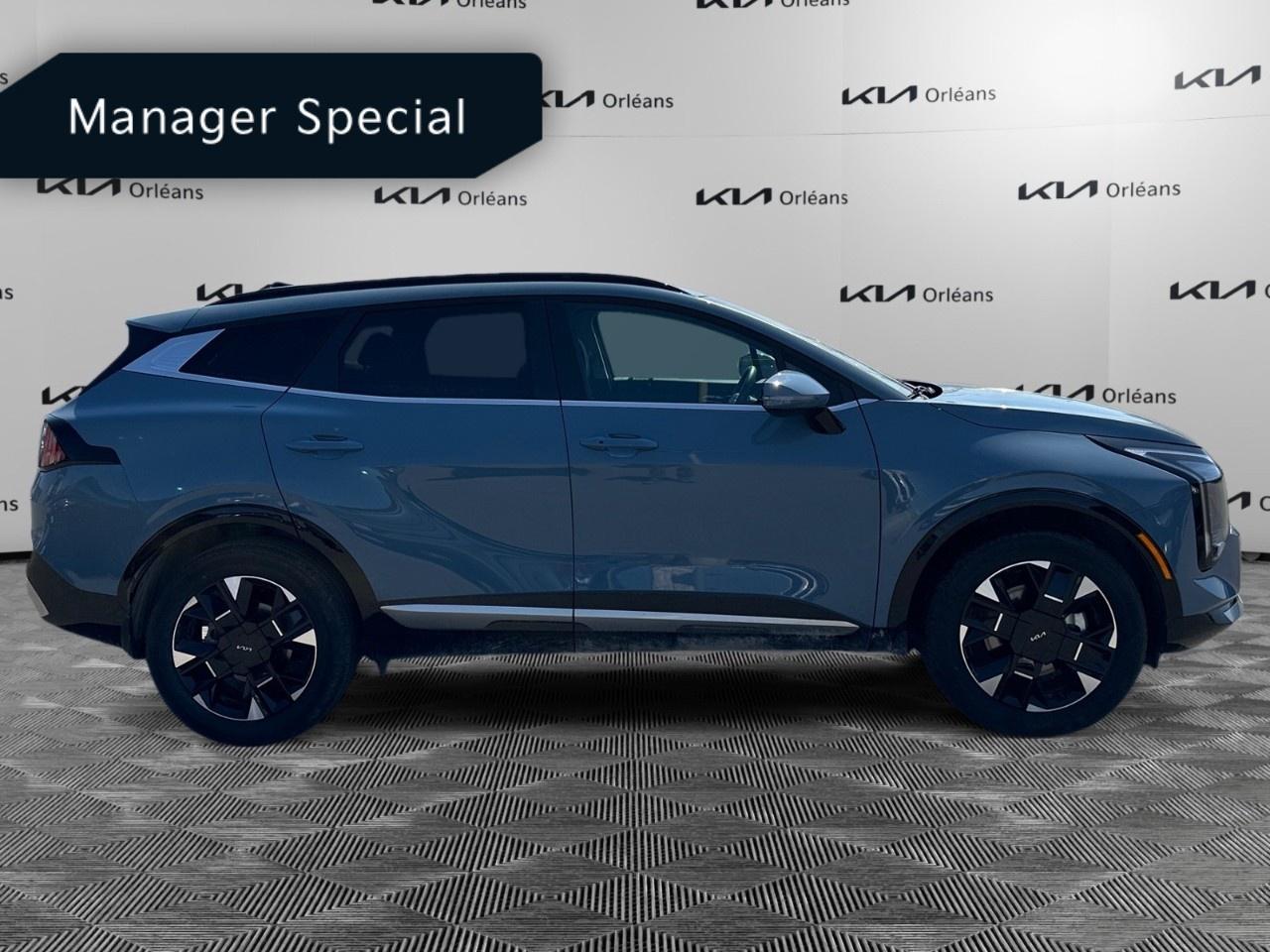 2026 Kia Sportage EX Premium AWD w/Black Interior Photo3