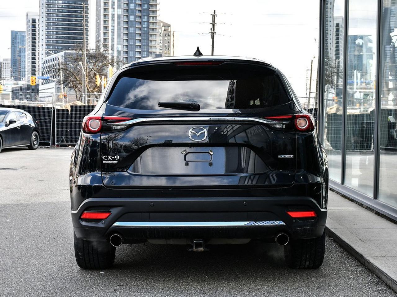 2022 Mazda CX-9 Signature AWD Photo