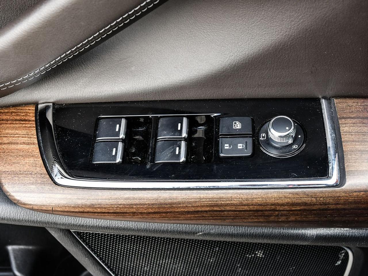 2022 Mazda CX-9 Signature AWD Photo