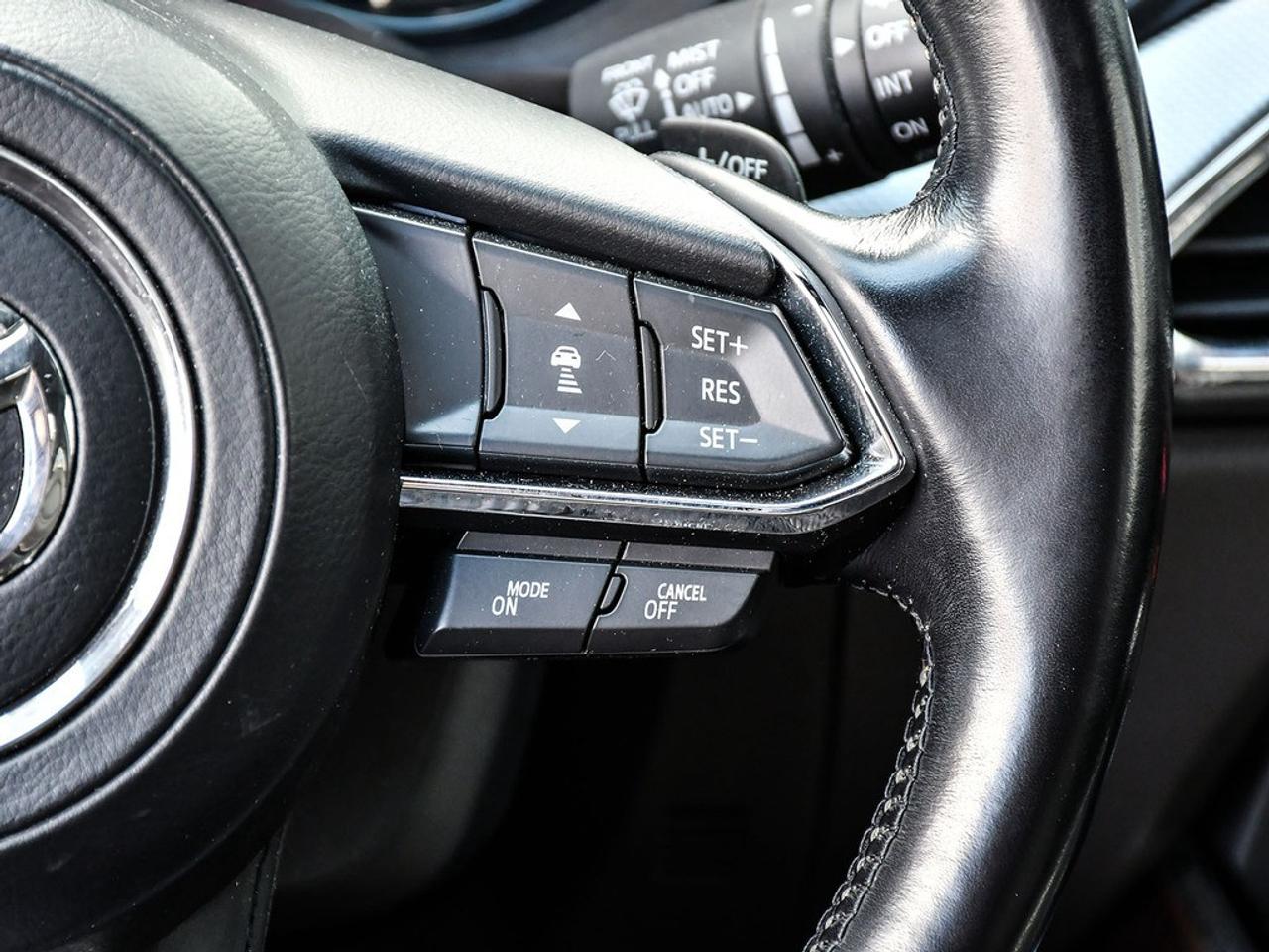 2022 Mazda CX-9 Signature AWD Photo