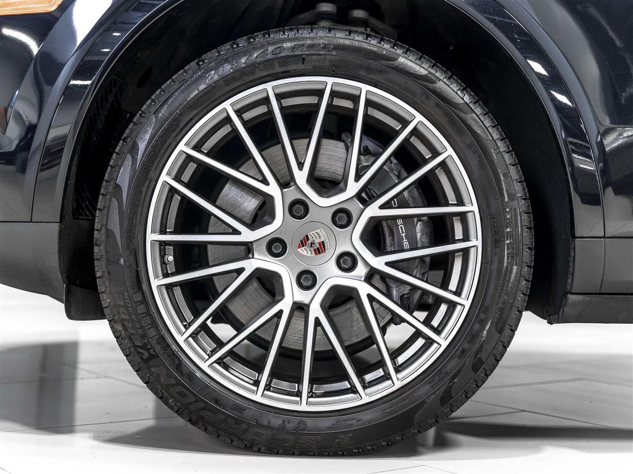2022 Porsche Cayenne Platinum Edition|Premium Package|Sport Seats| 21 RS Spyder Design Wheels Photo