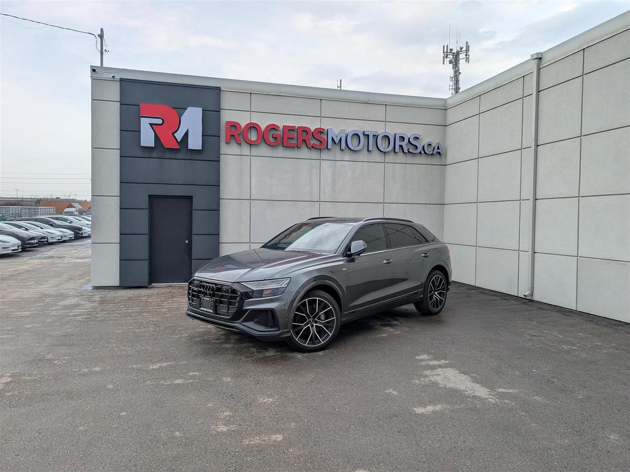 2023 Audi Q8 TECHNIK S-LINE - NAVI - PANO ROOF - TECH FEATURES Photo0