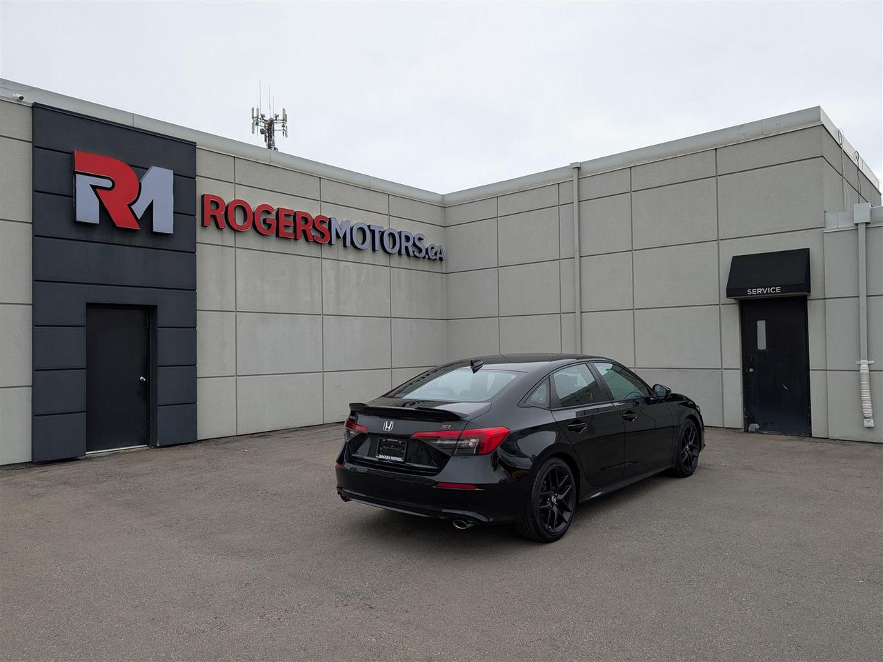 2023 Honda Civic Si 6SPD - SUNROOF - NAVI - TECH FEATS Photo4