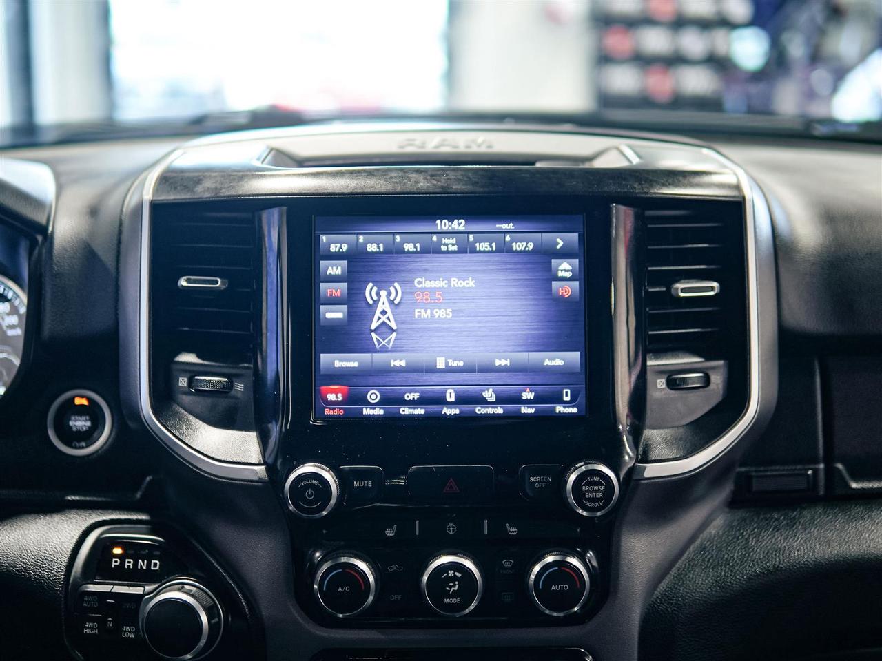 2019 RAM 1500 BIG HORN | 4X4 | 5.7 HEMI | LEVEL 2 | NAV | LUX PKG Photo