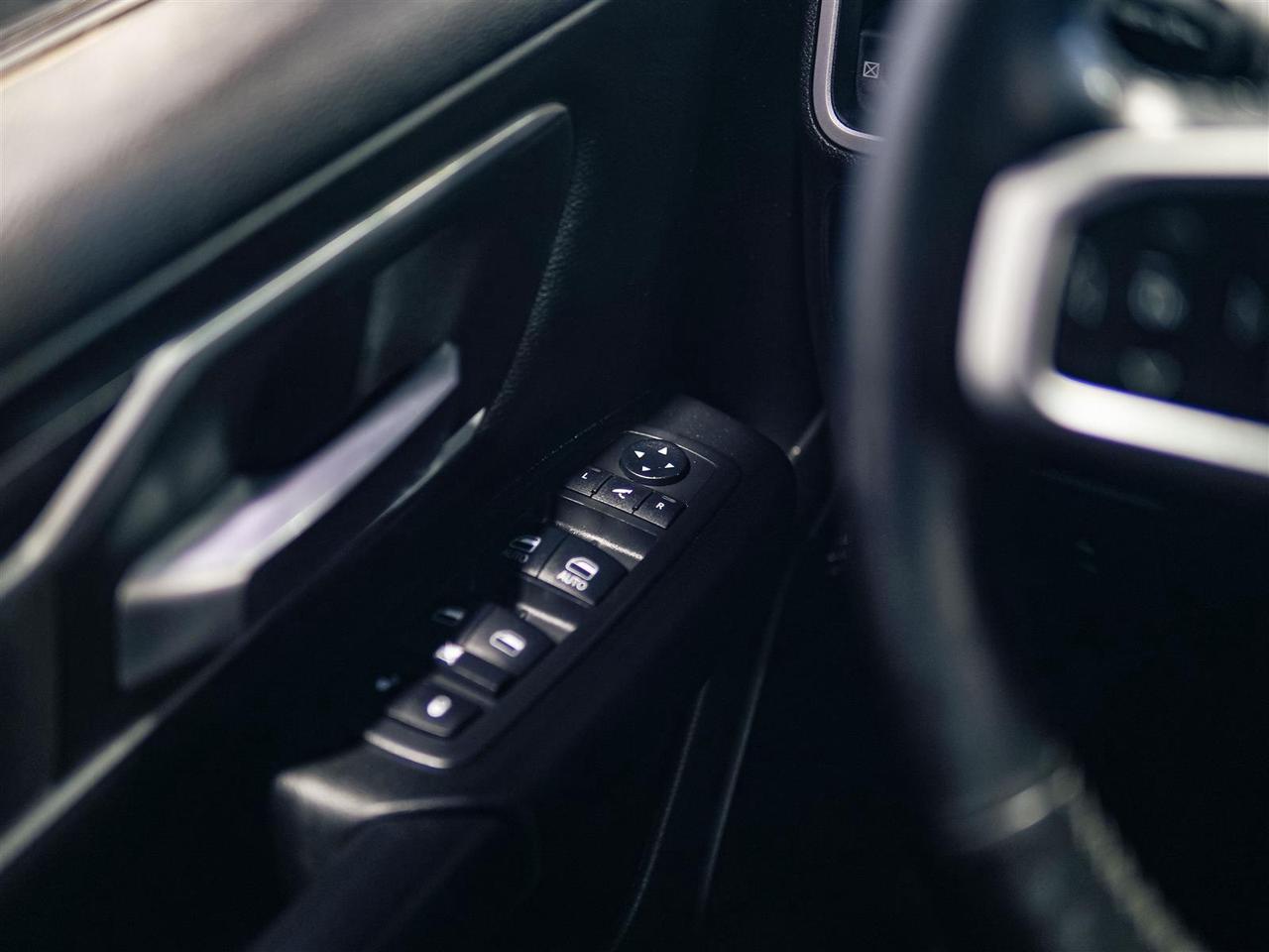 2019 RAM 1500 BIG HORN | 4X4 | 5.7 HEMI | LEVEL 2 | NAV | LUX PKG Photo