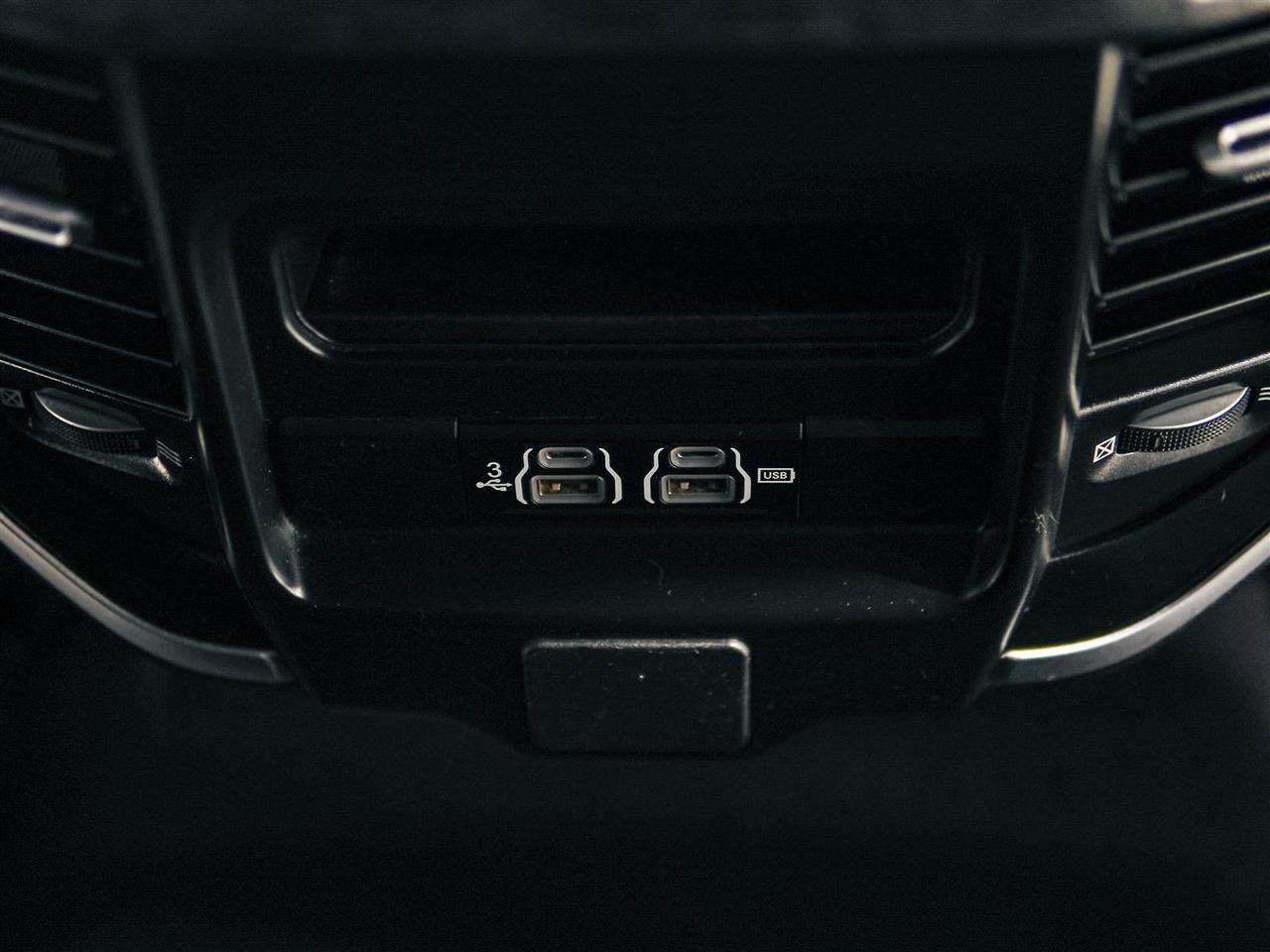 2019 RAM 1500 BIG HORN | 4X4 | 5.7 HEMI | LEVEL 2 | NAV | LUX PKG Photo