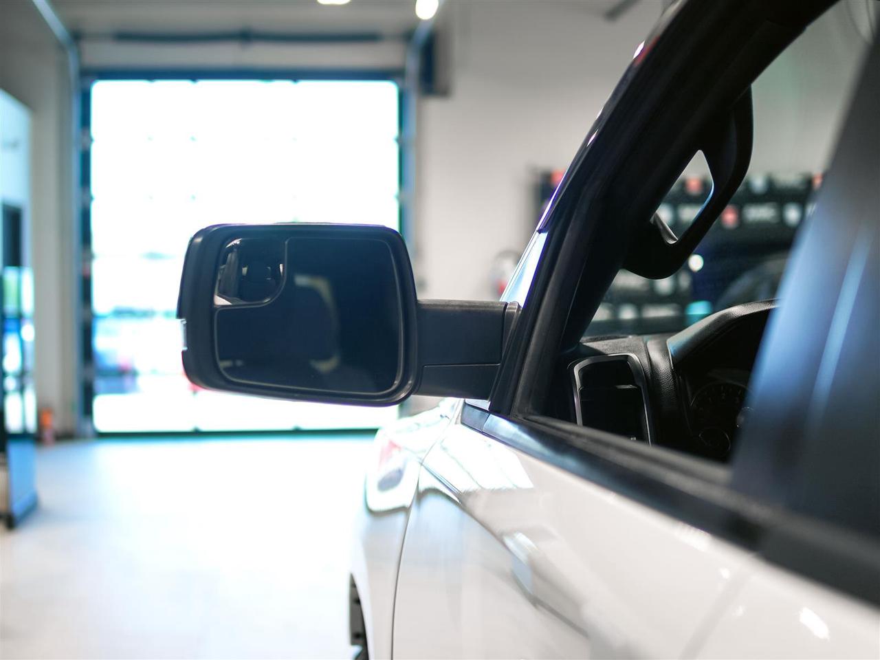 2019 RAM 1500 BIG HORN | 4X4 | 5.7 HEMI | LEVEL 2 | NAV | LUX PKG Photo