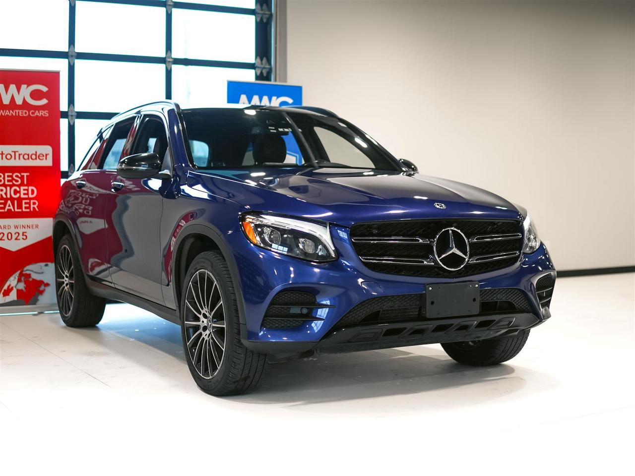 2018 Mercedes-Benz GLC 300 4MATIC | NO ACCIDENTS | 20 INCH RIMS | NAV | PANO | LTHR Photo3