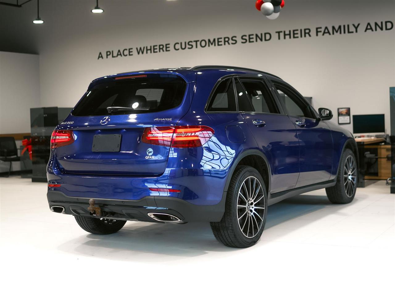 2018 Mercedes-Benz GLC 300 4MATIC | NO ACCIDENTS | 20 INCH RIMS | NAV | PANO | LTHR Photo