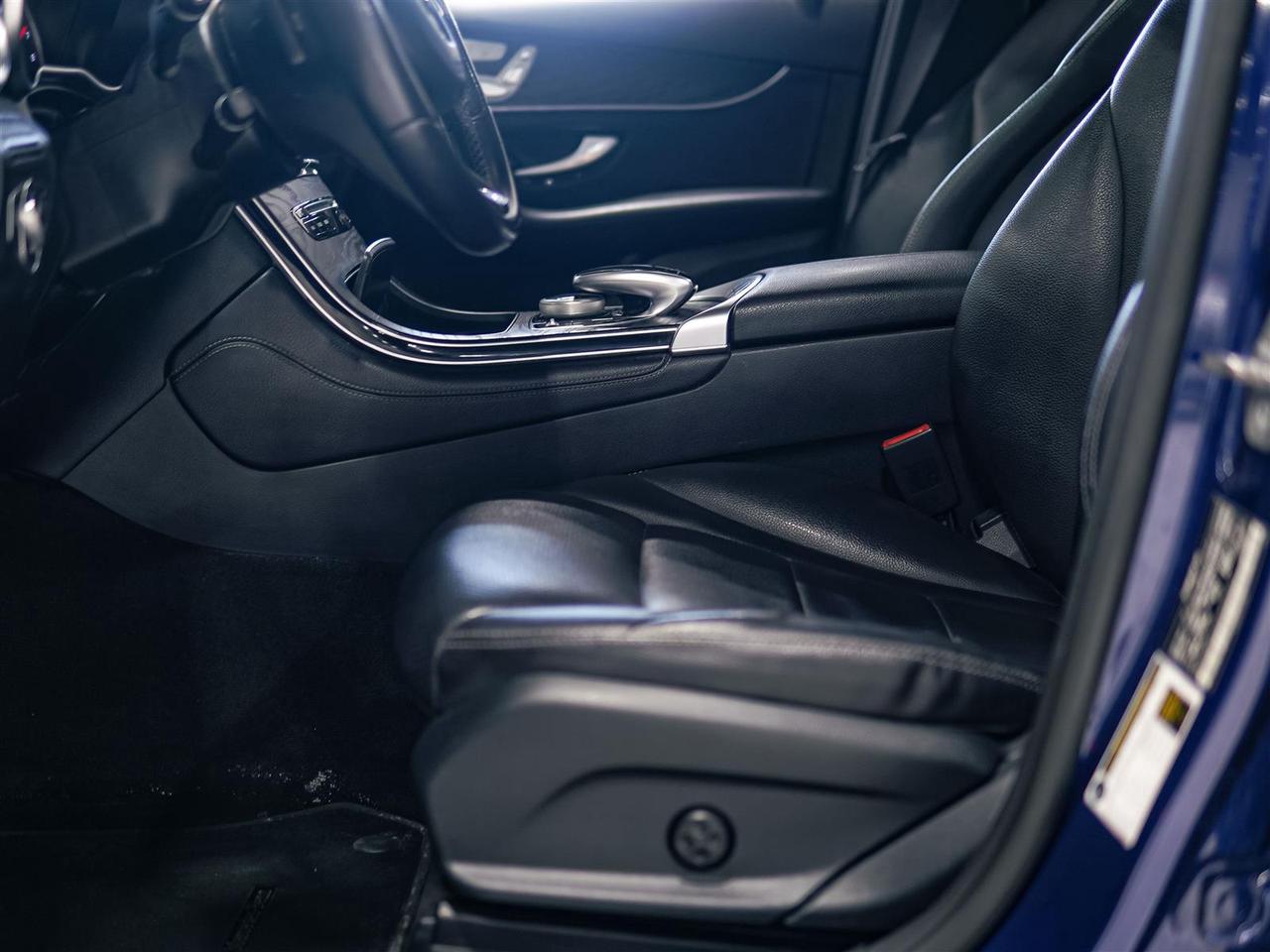 2018 Mercedes-Benz GLC 300 4MATIC | NO ACCIDENTS | 20 INCH RIMS | NAV | PANO | LTHR Photo