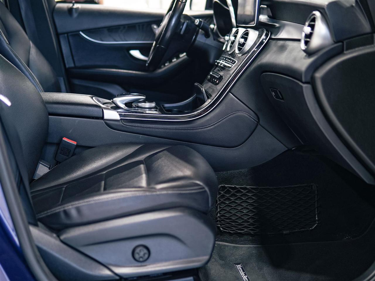 2018 Mercedes-Benz GLC 300 4MATIC | NO ACCIDENTS | 20 INCH RIMS | NAV | PANO | LTHR Photo